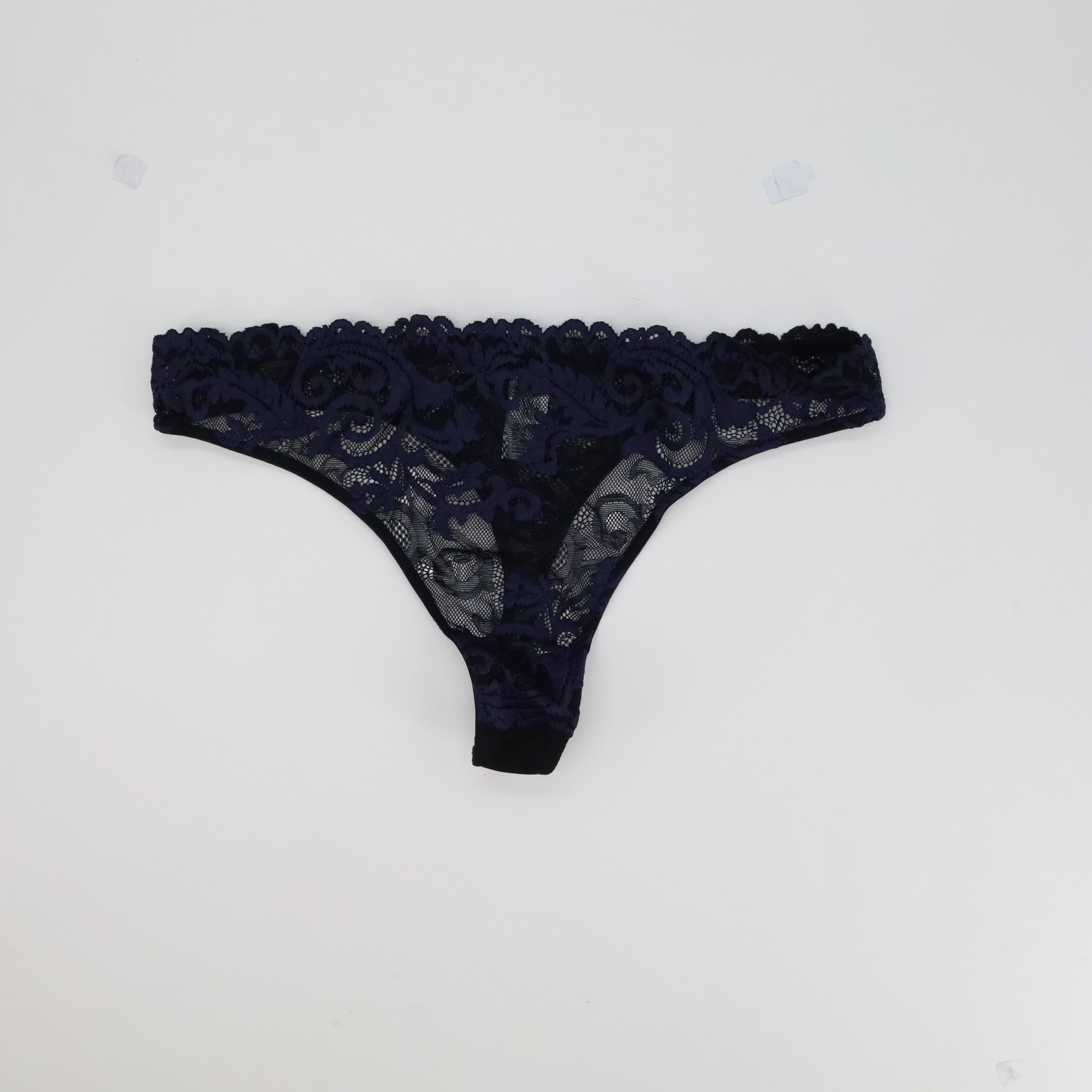 Tanga Wacoal Noir