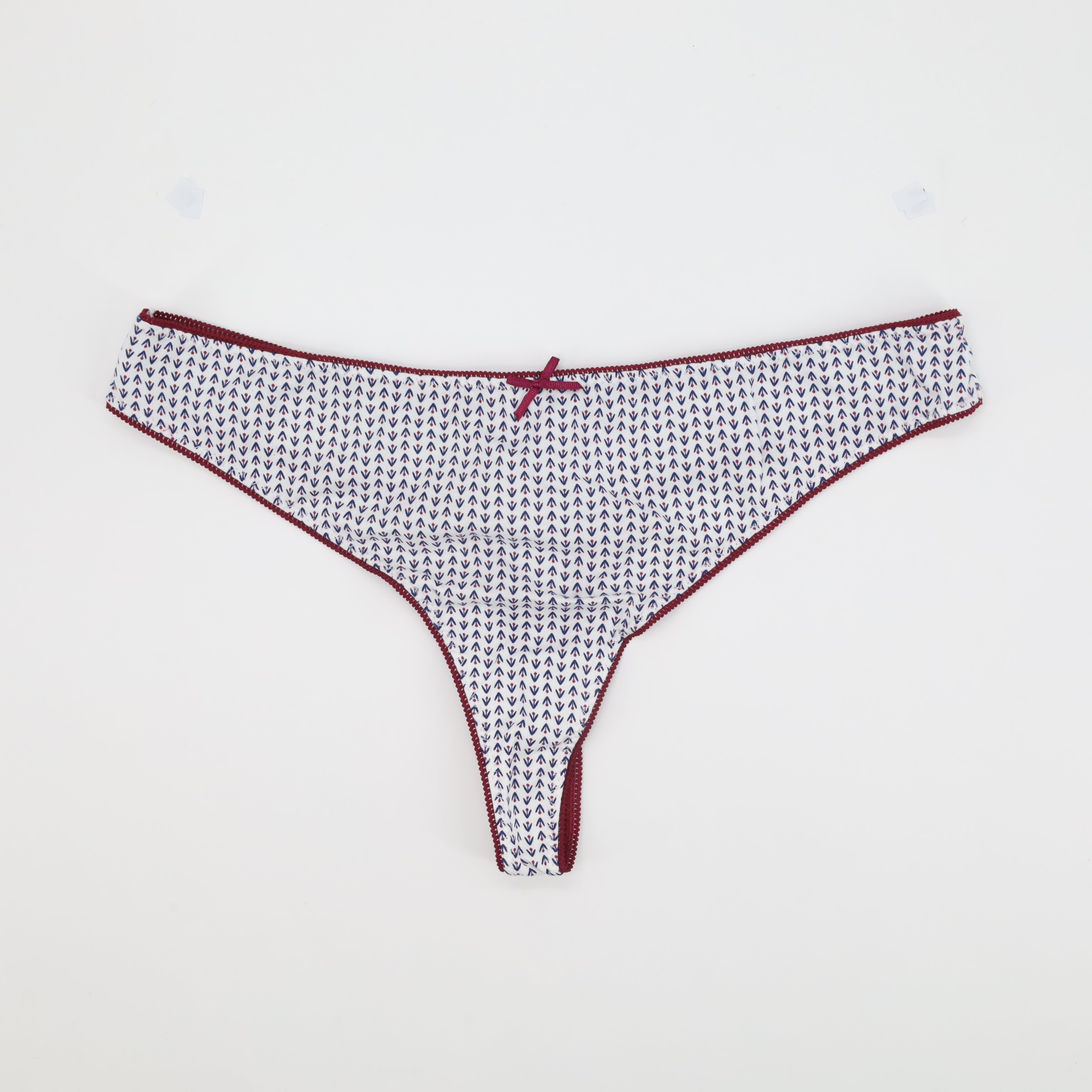 String ETAM Blanc