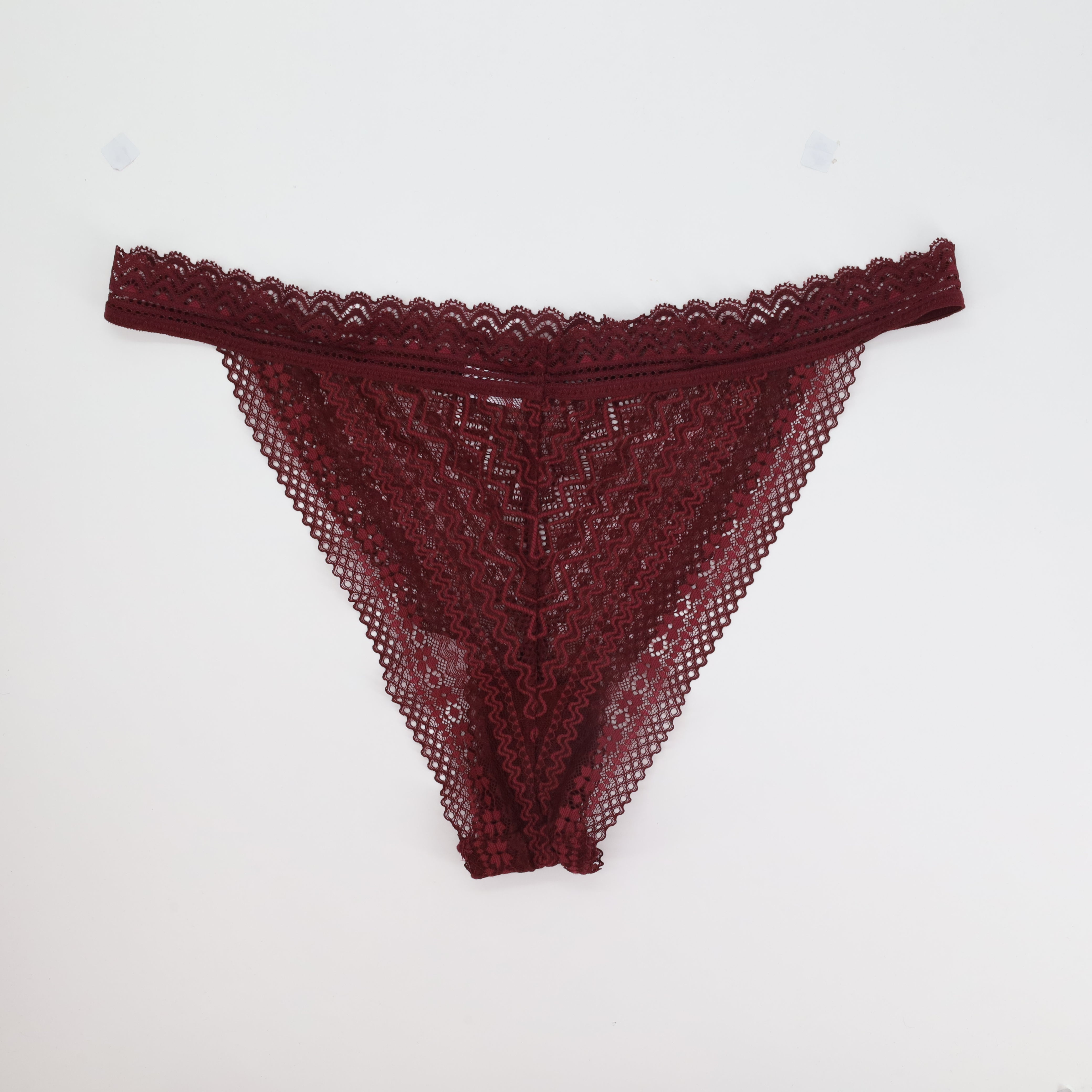 Tanga Rouge