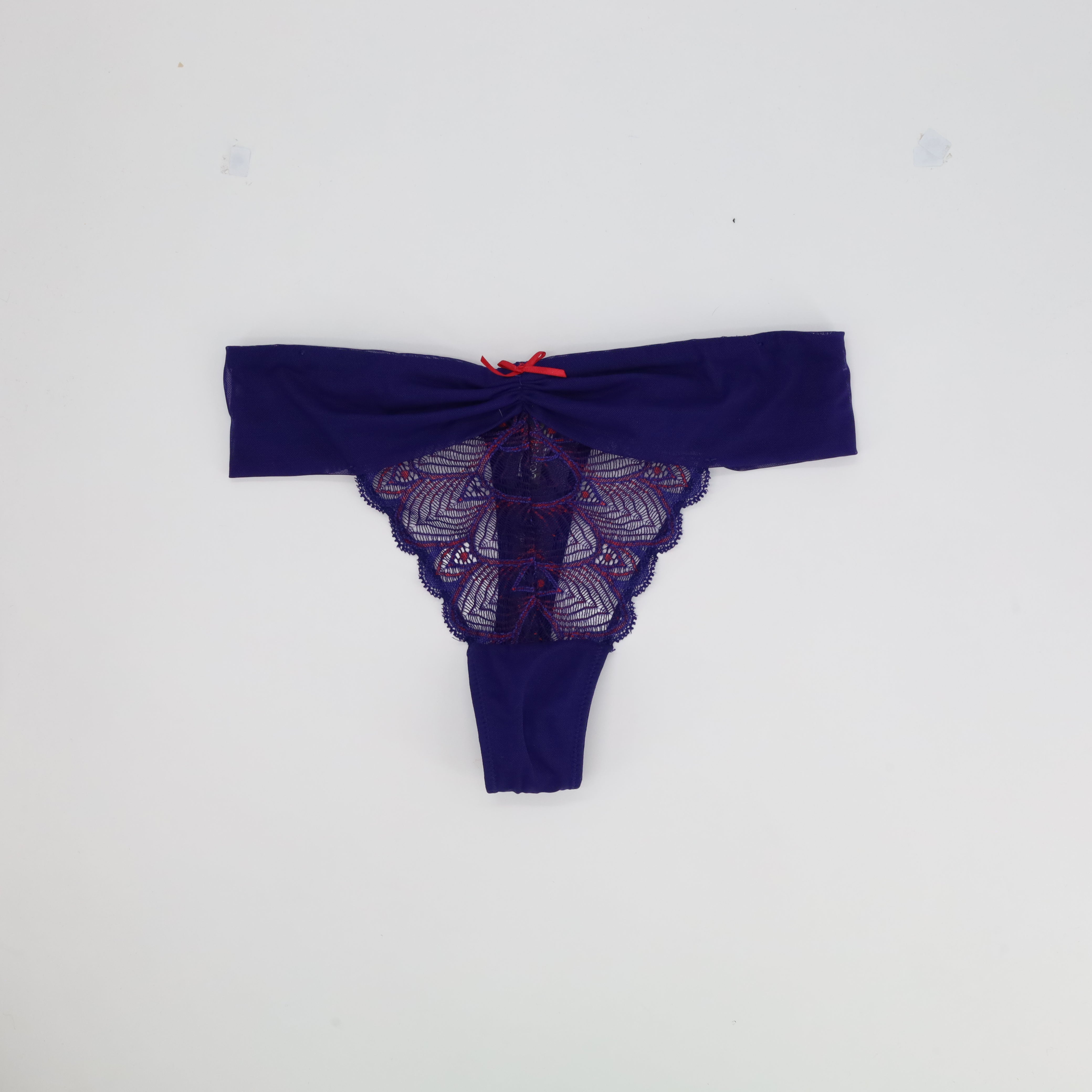 String RougeGorge Violet