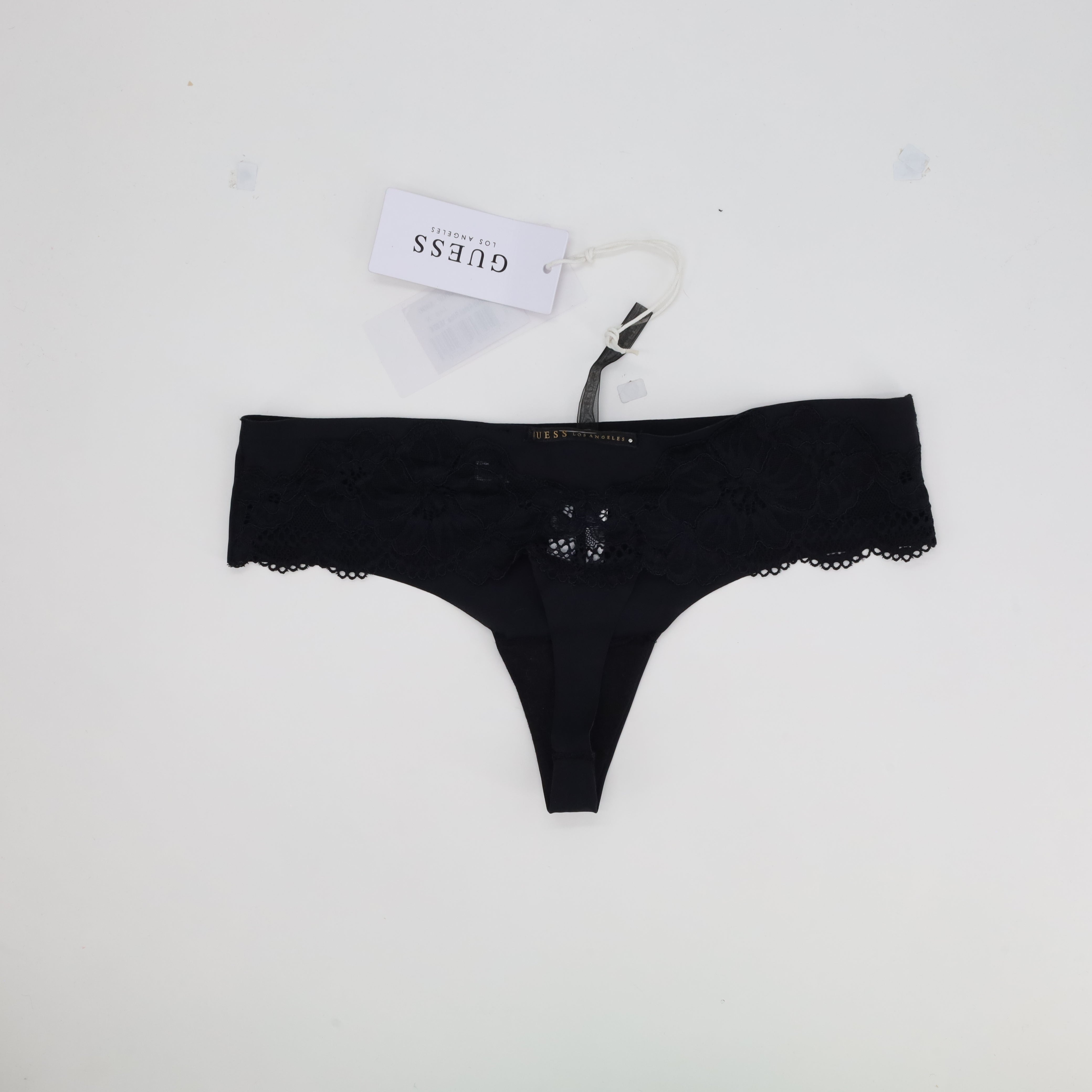 String GUESS Noir