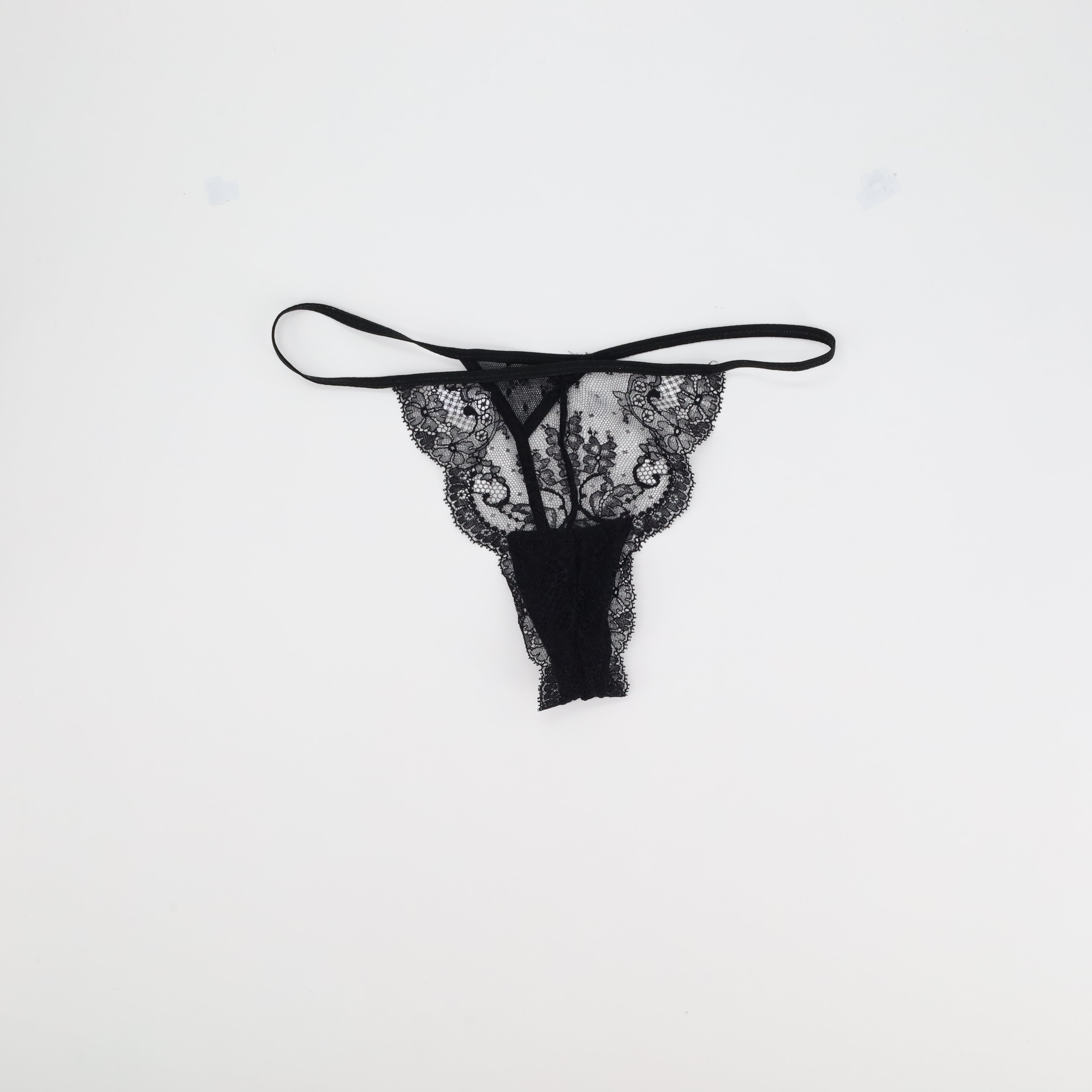 String Noir