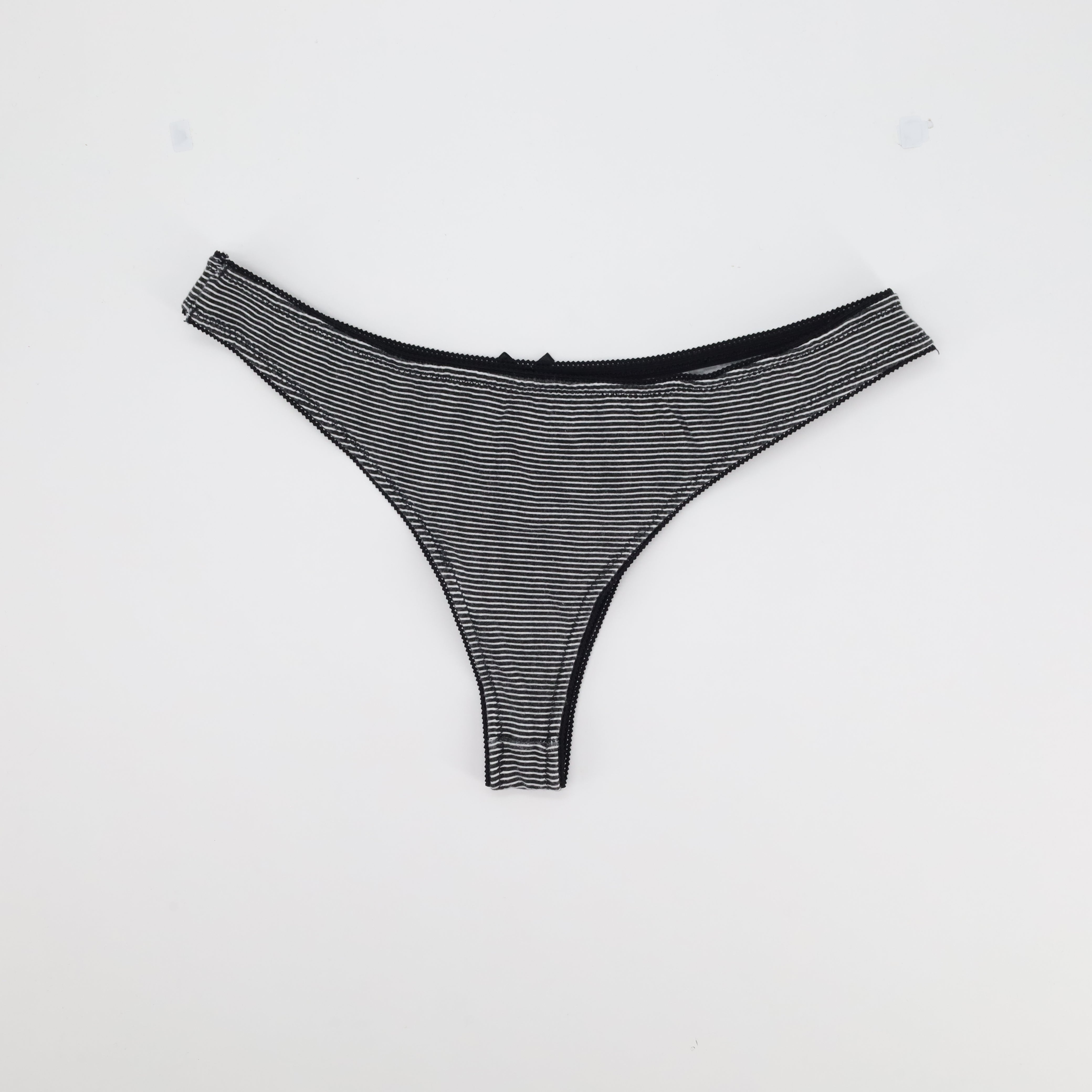 String ETAM Noir