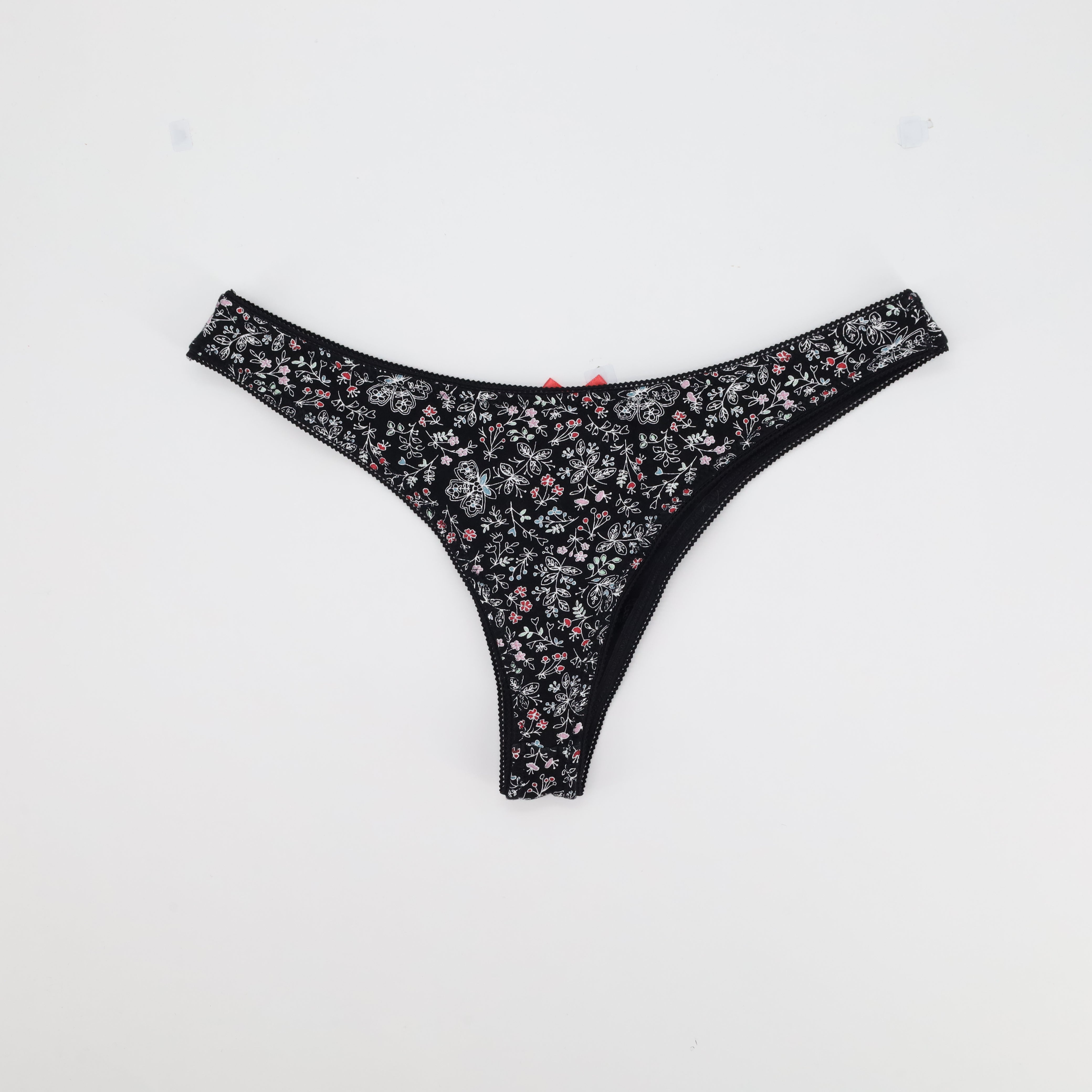 String ETAM Noir