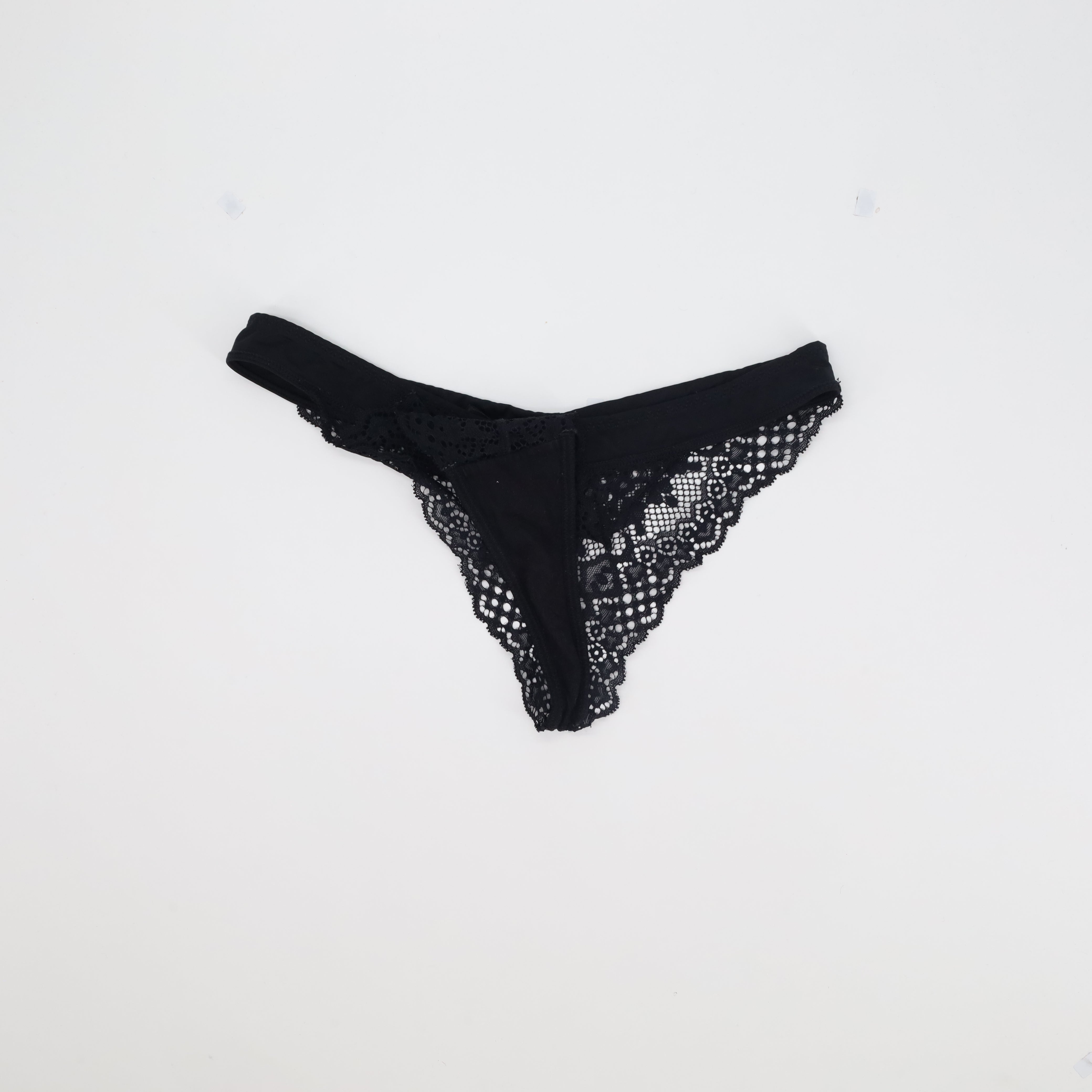 String Valege Noir
