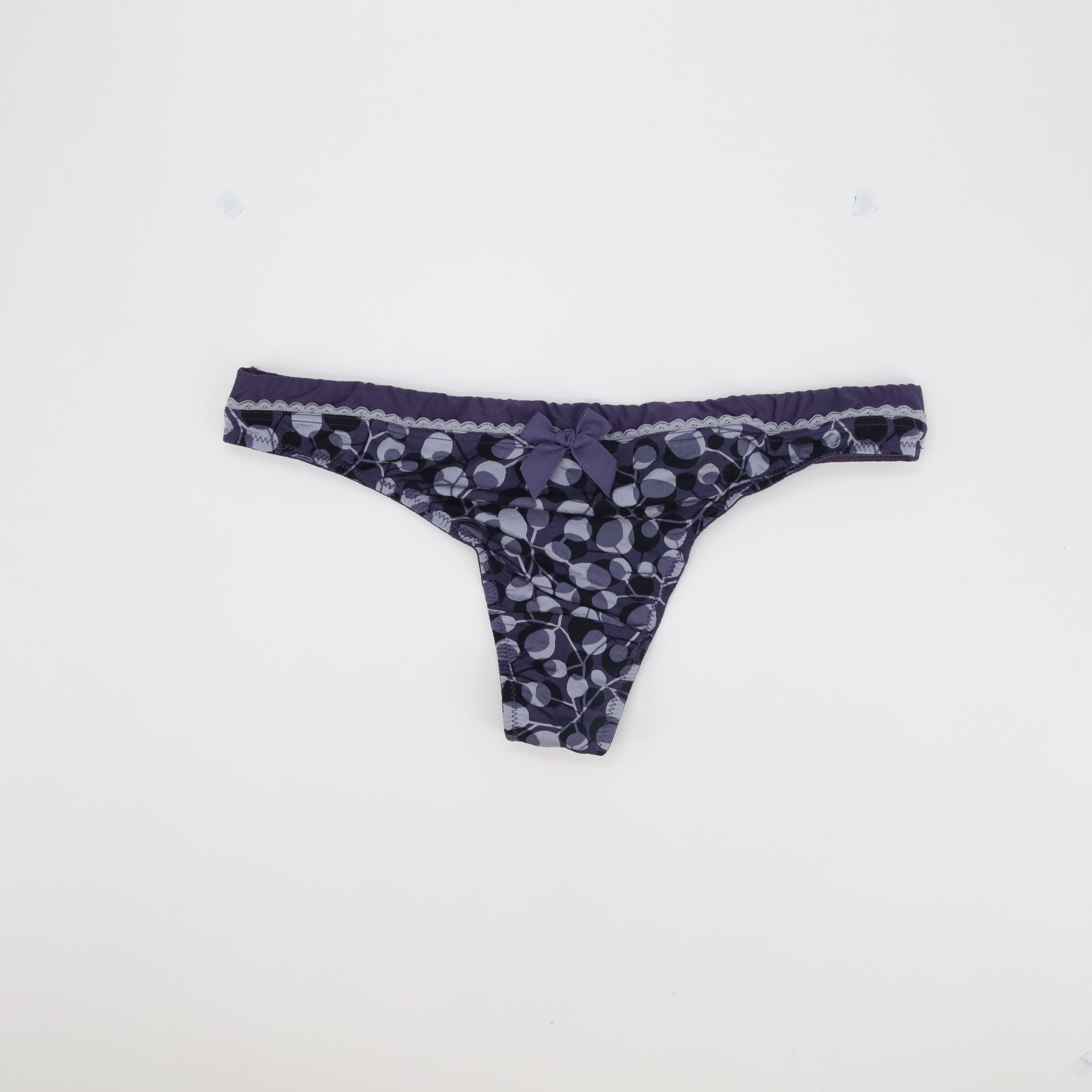 String Variance Violet