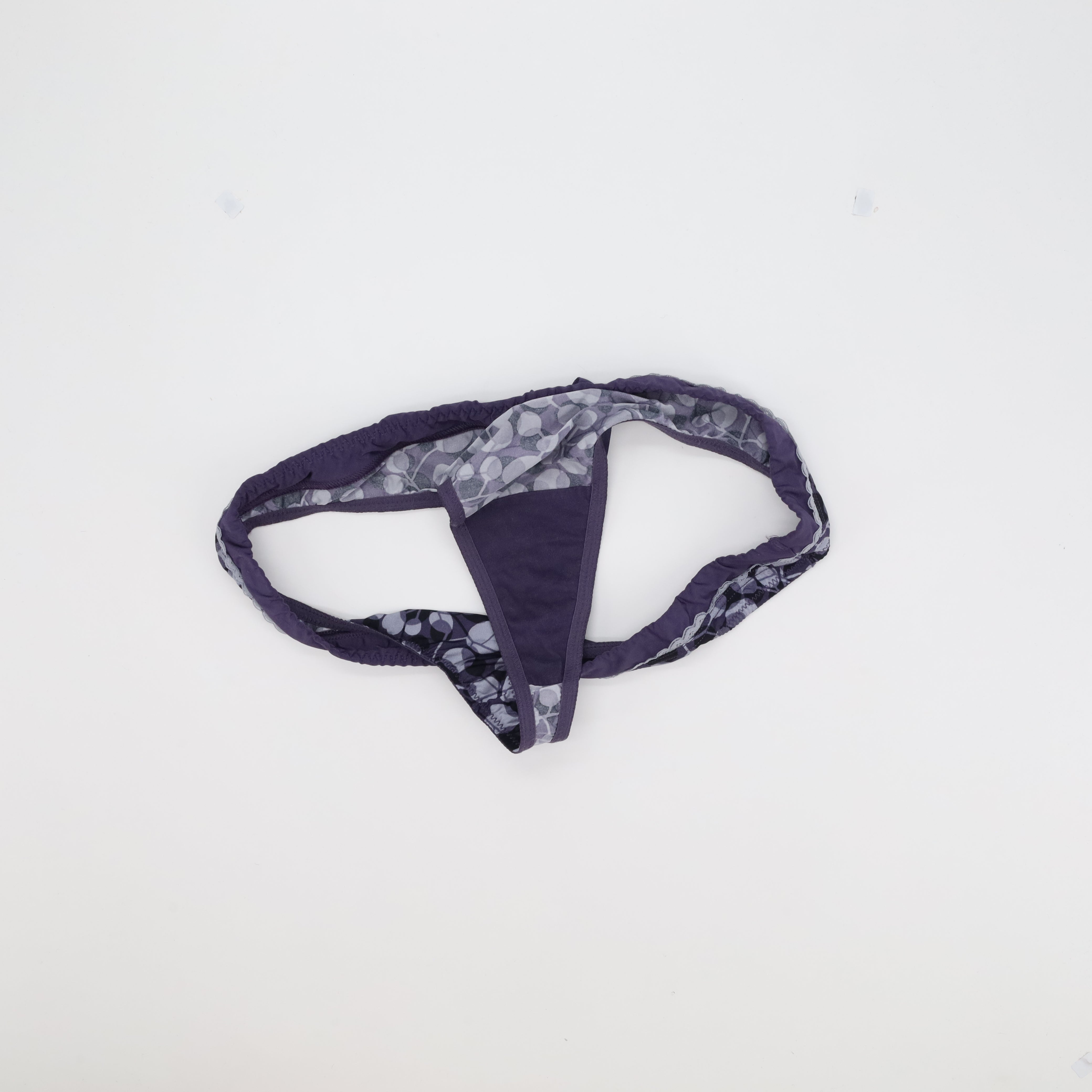 String Variance Violet