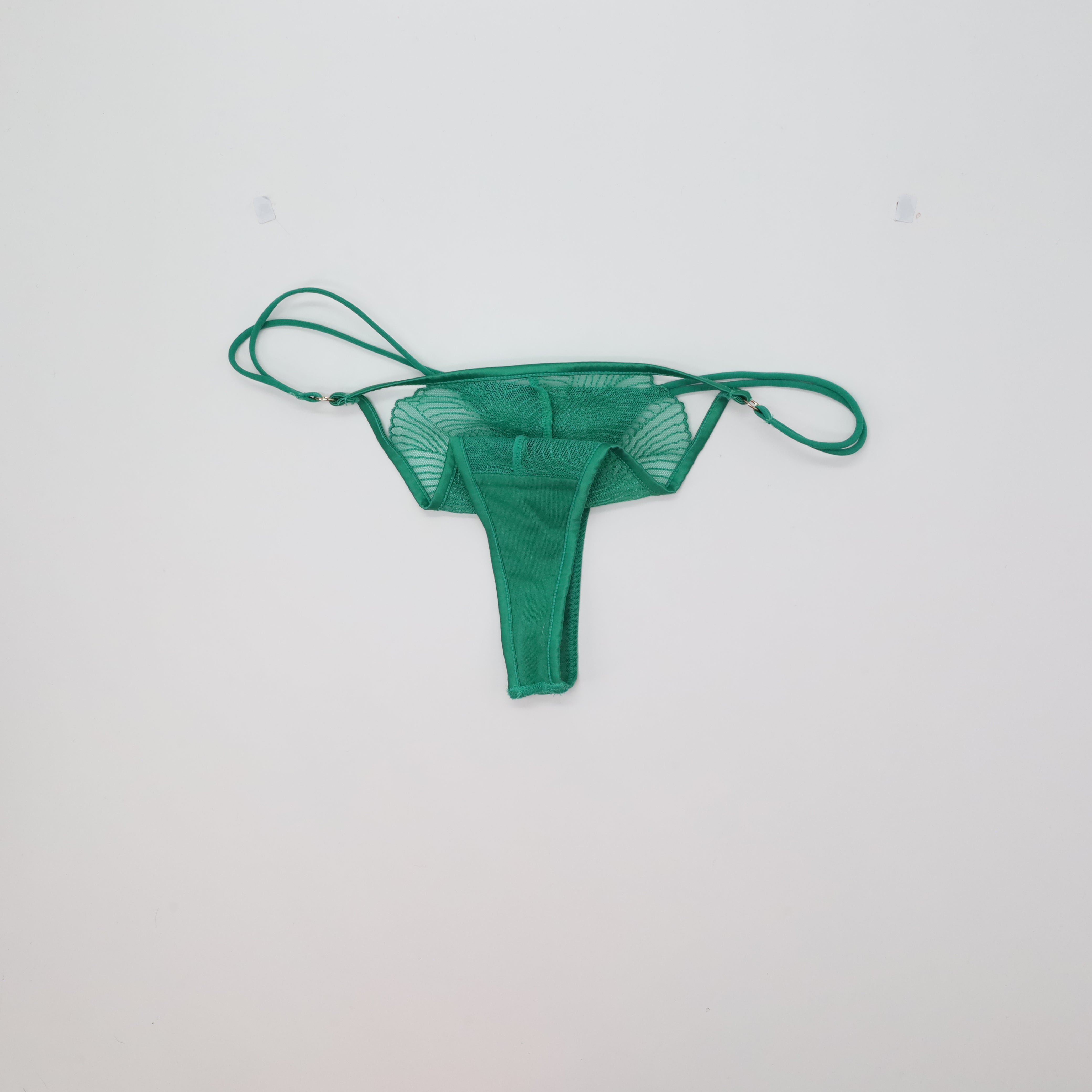 String Lounge Vert