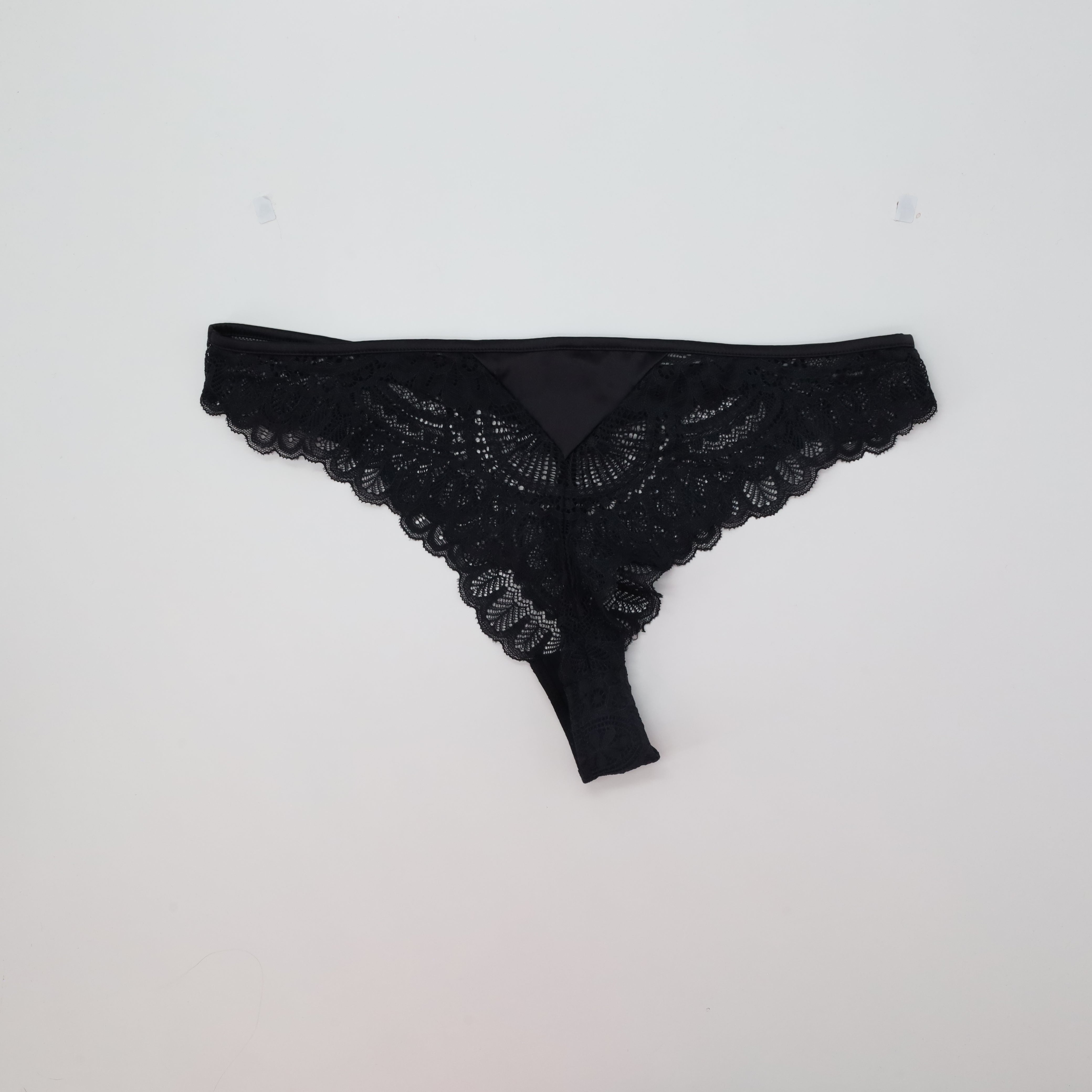 Tanga RougeGorge Noir