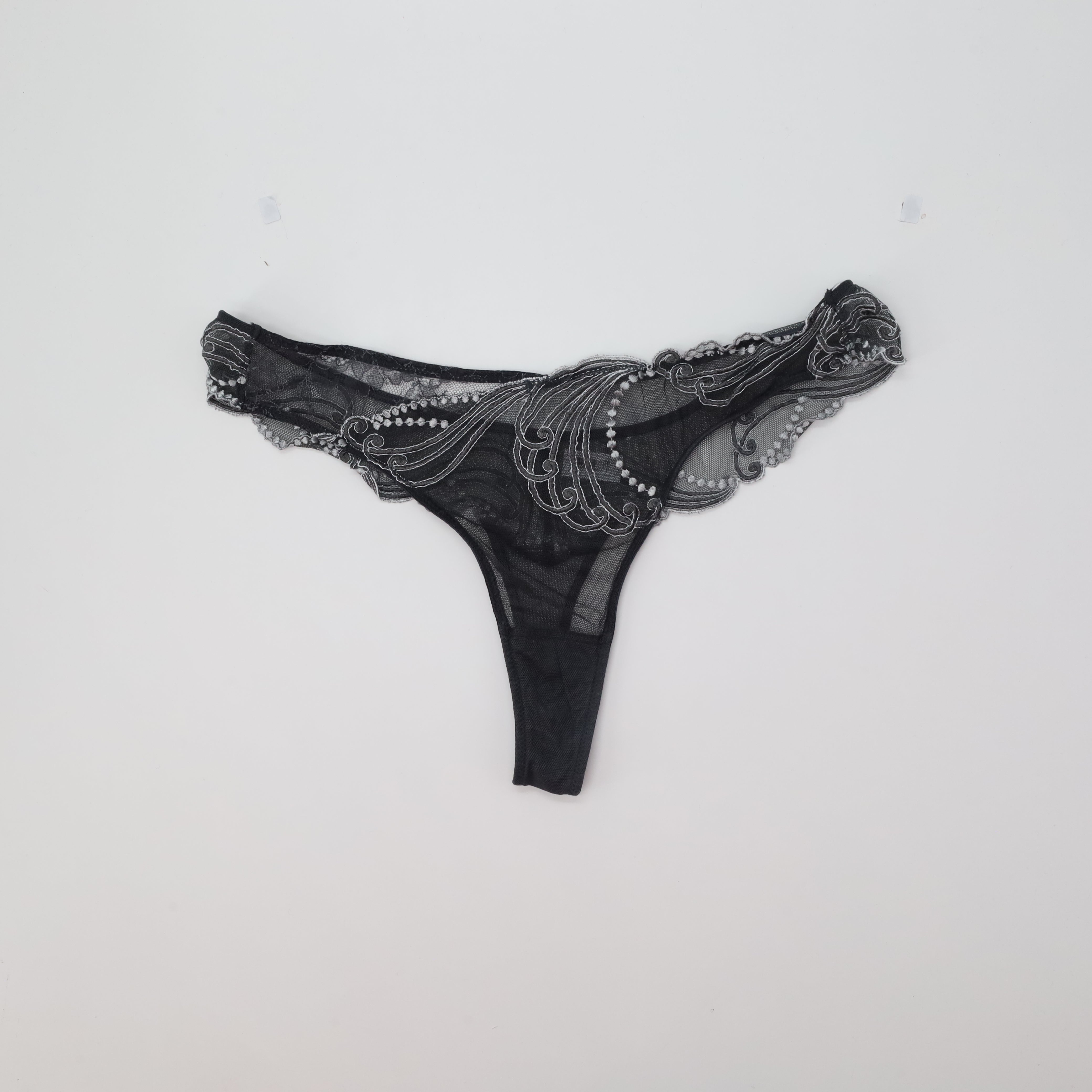 String Gris