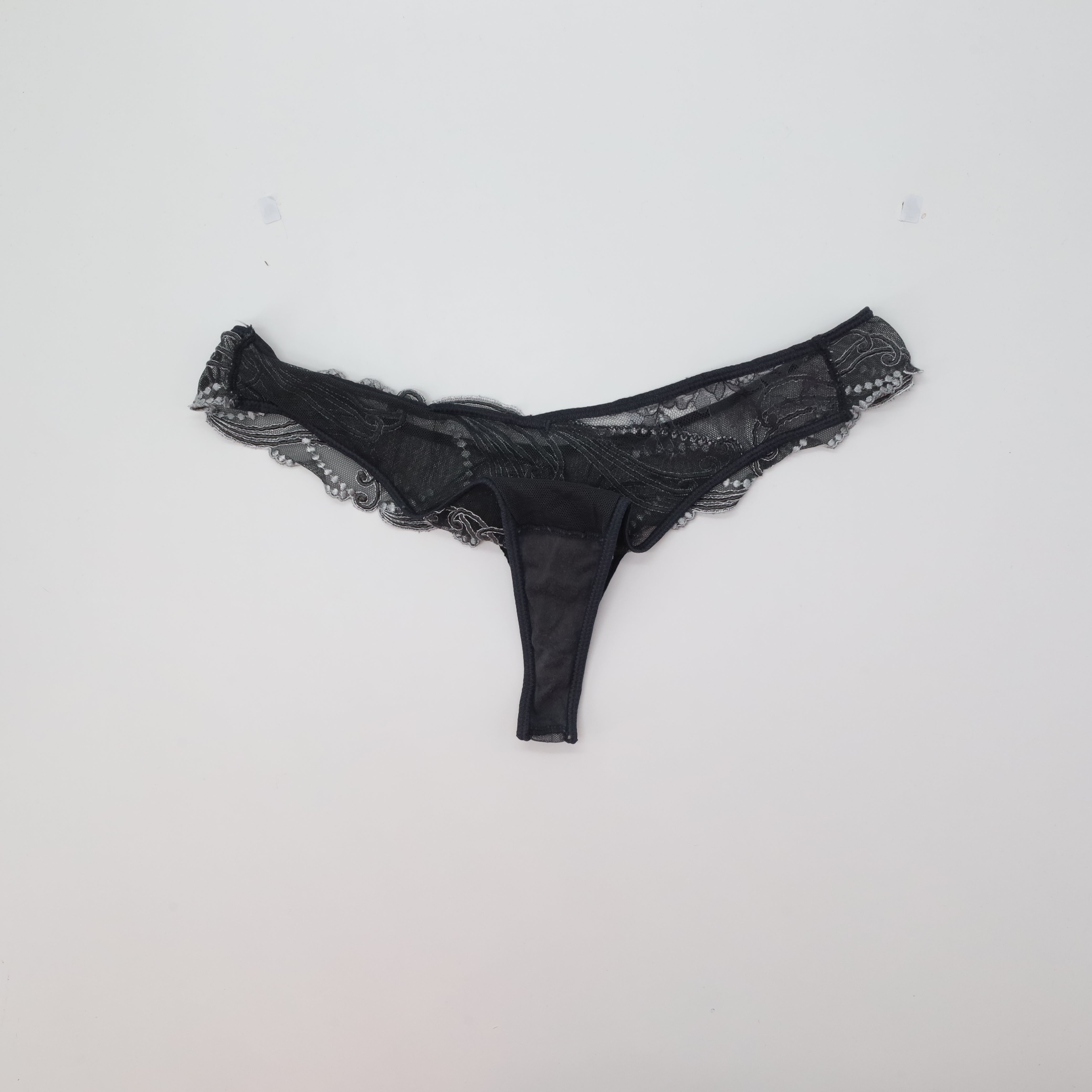 String Gris