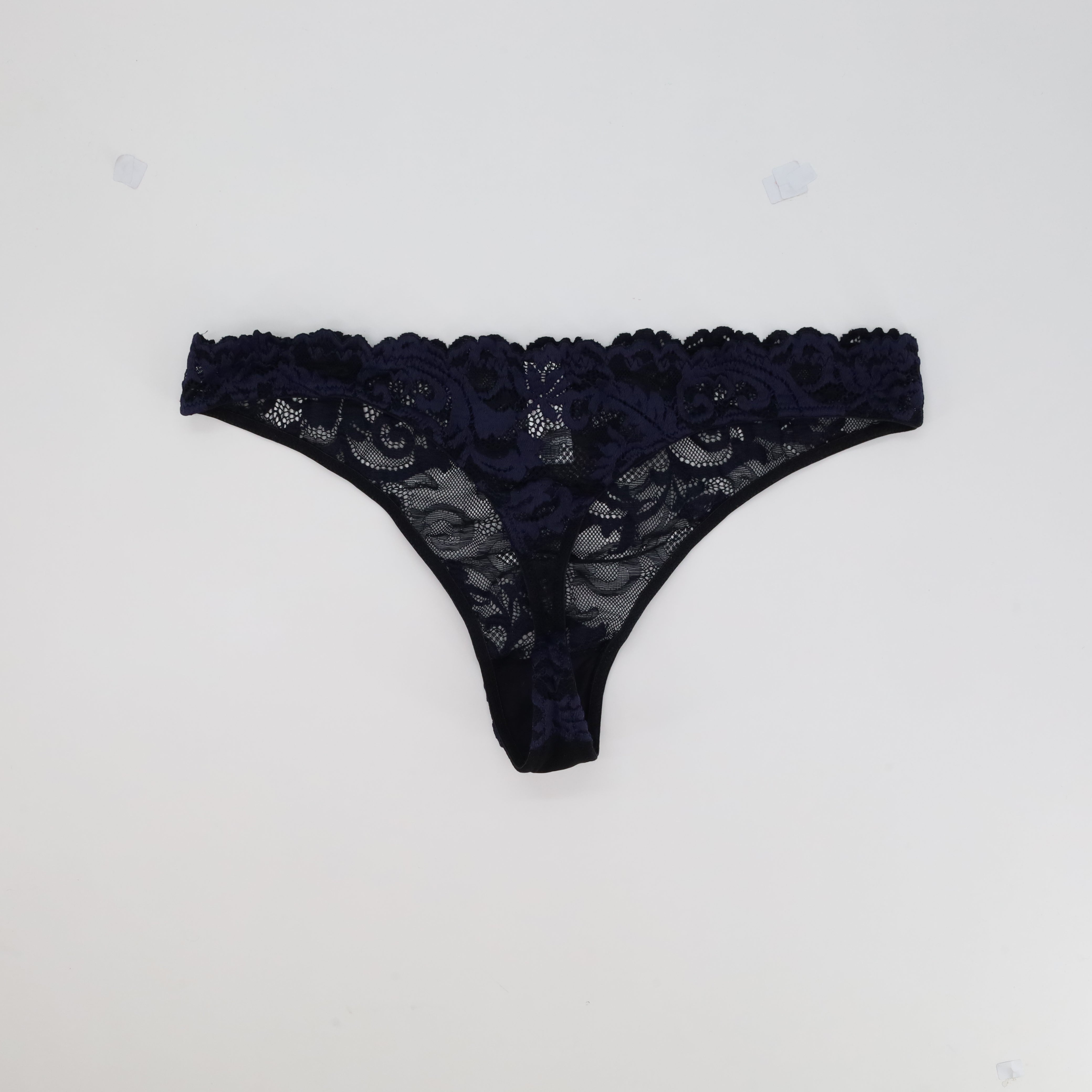 Tanga Wacoal Noir