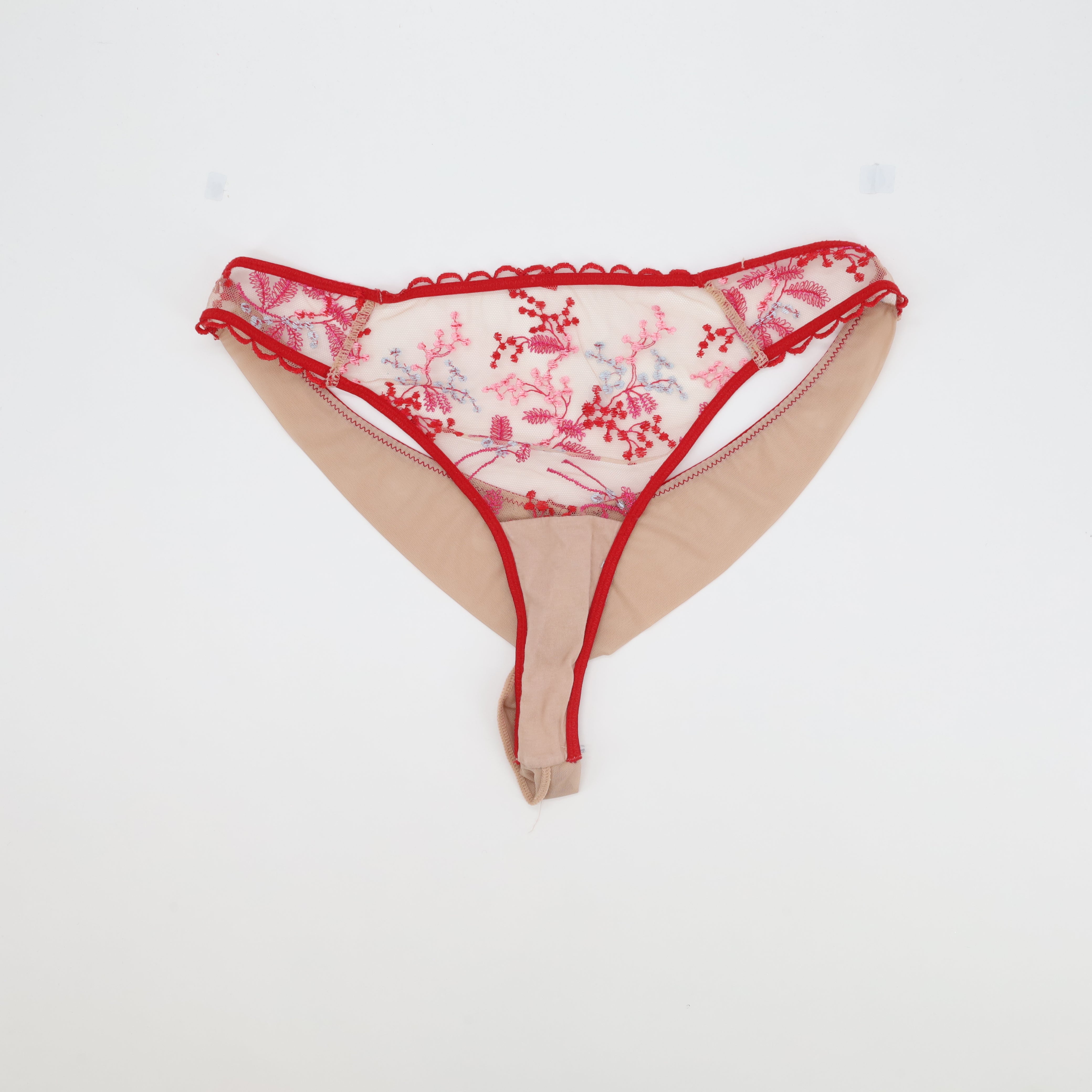 String ETAM Beige