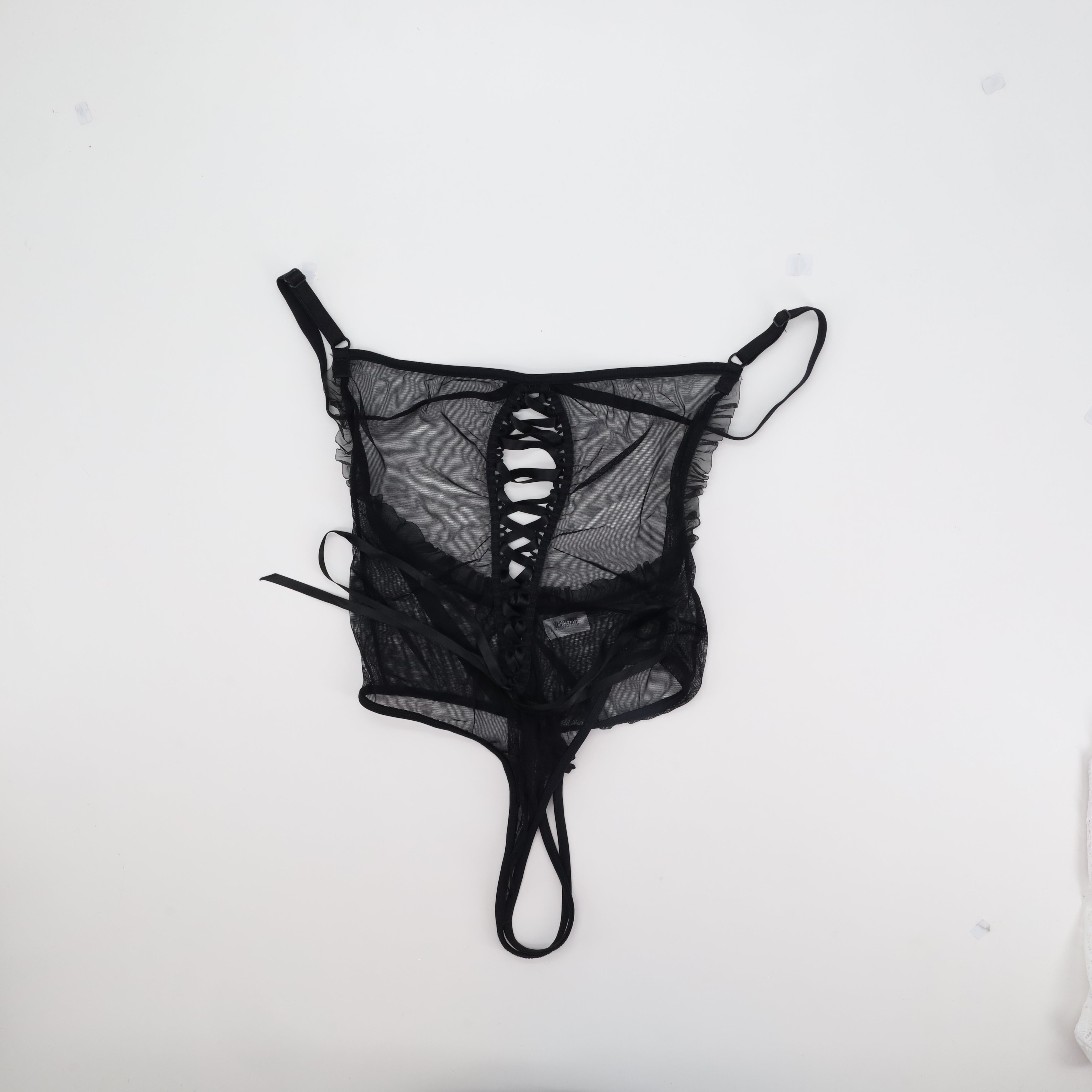 String Luxxa Noir