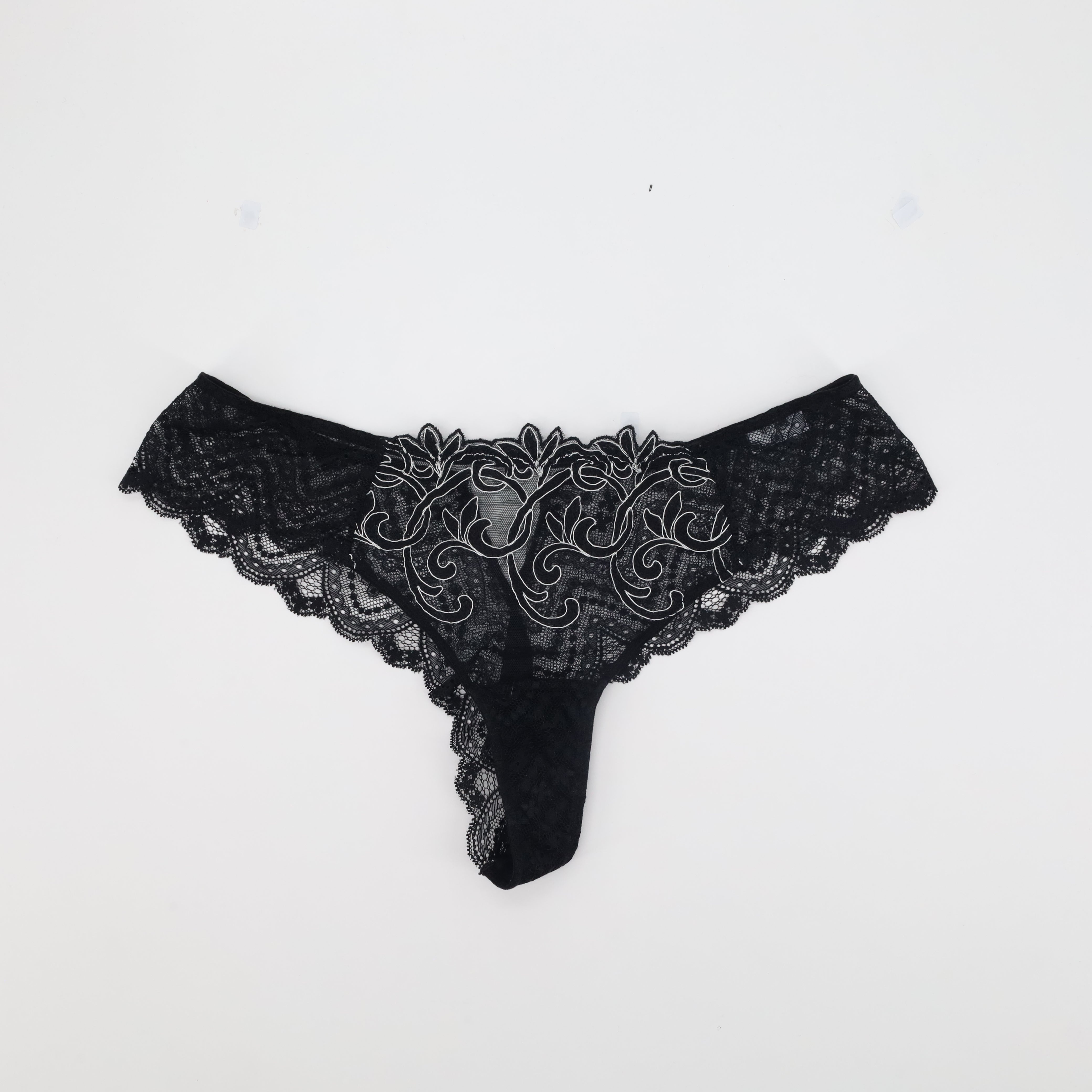 Tanga RougeGorge Noir
