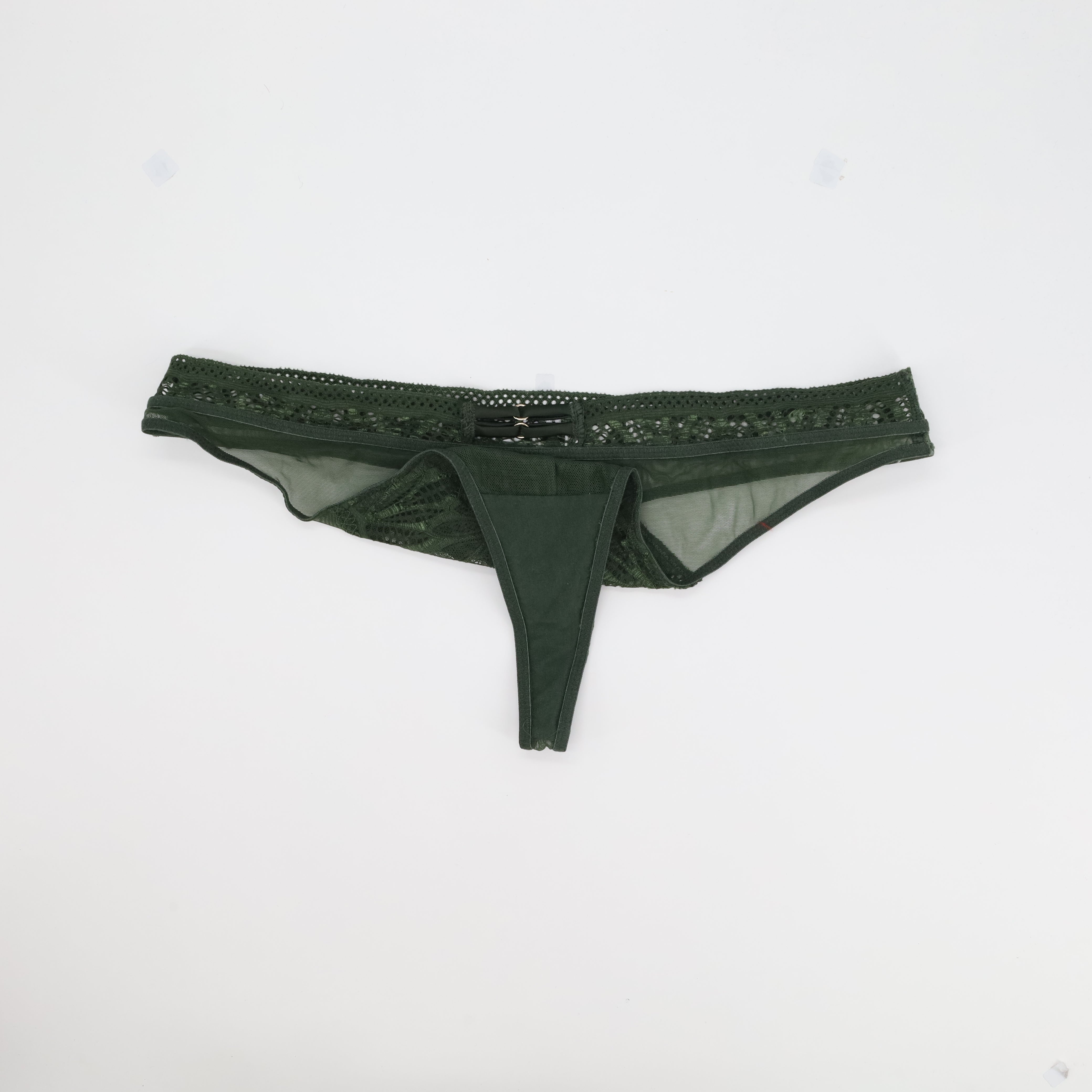 String RougeGorge Vert