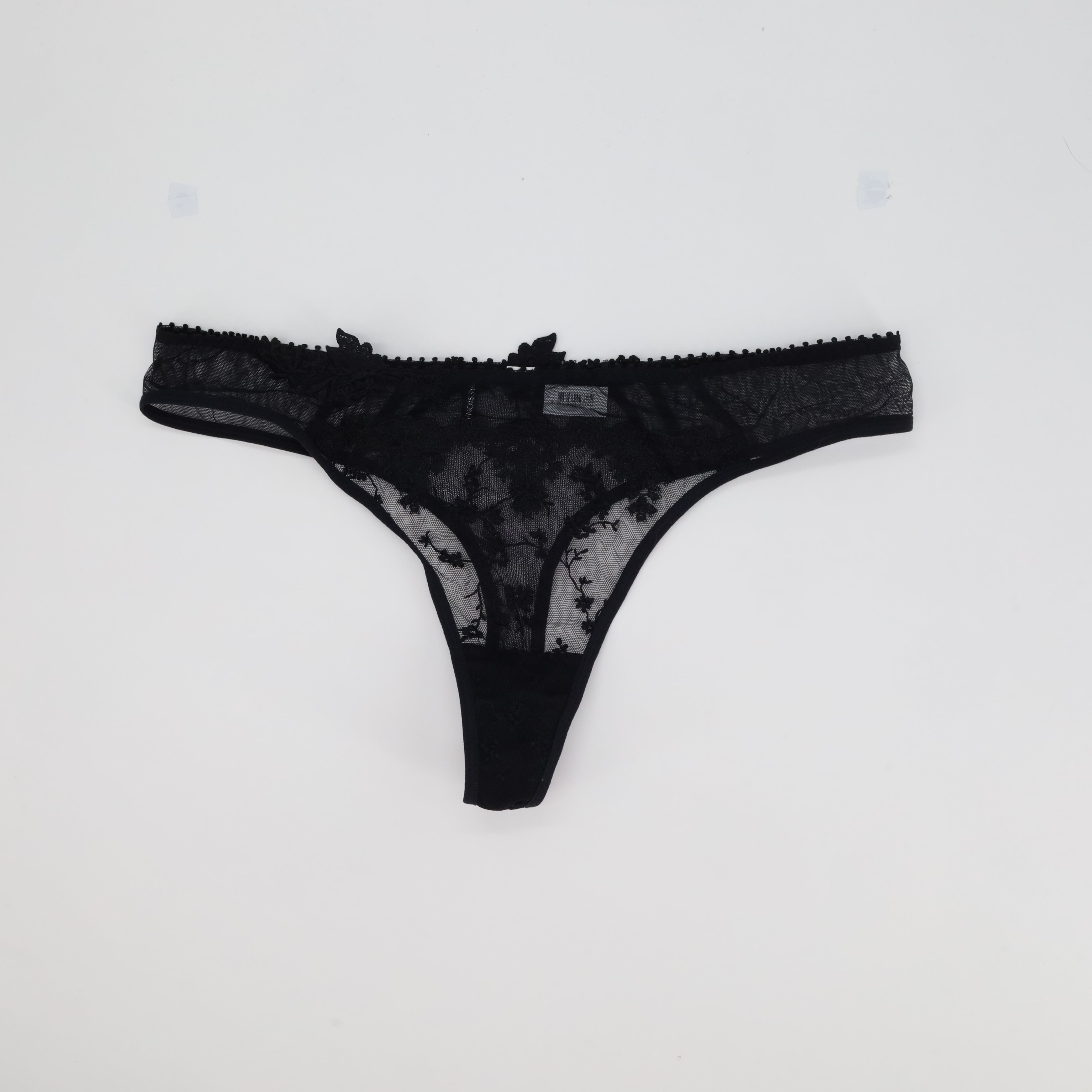 String Passionata Noir