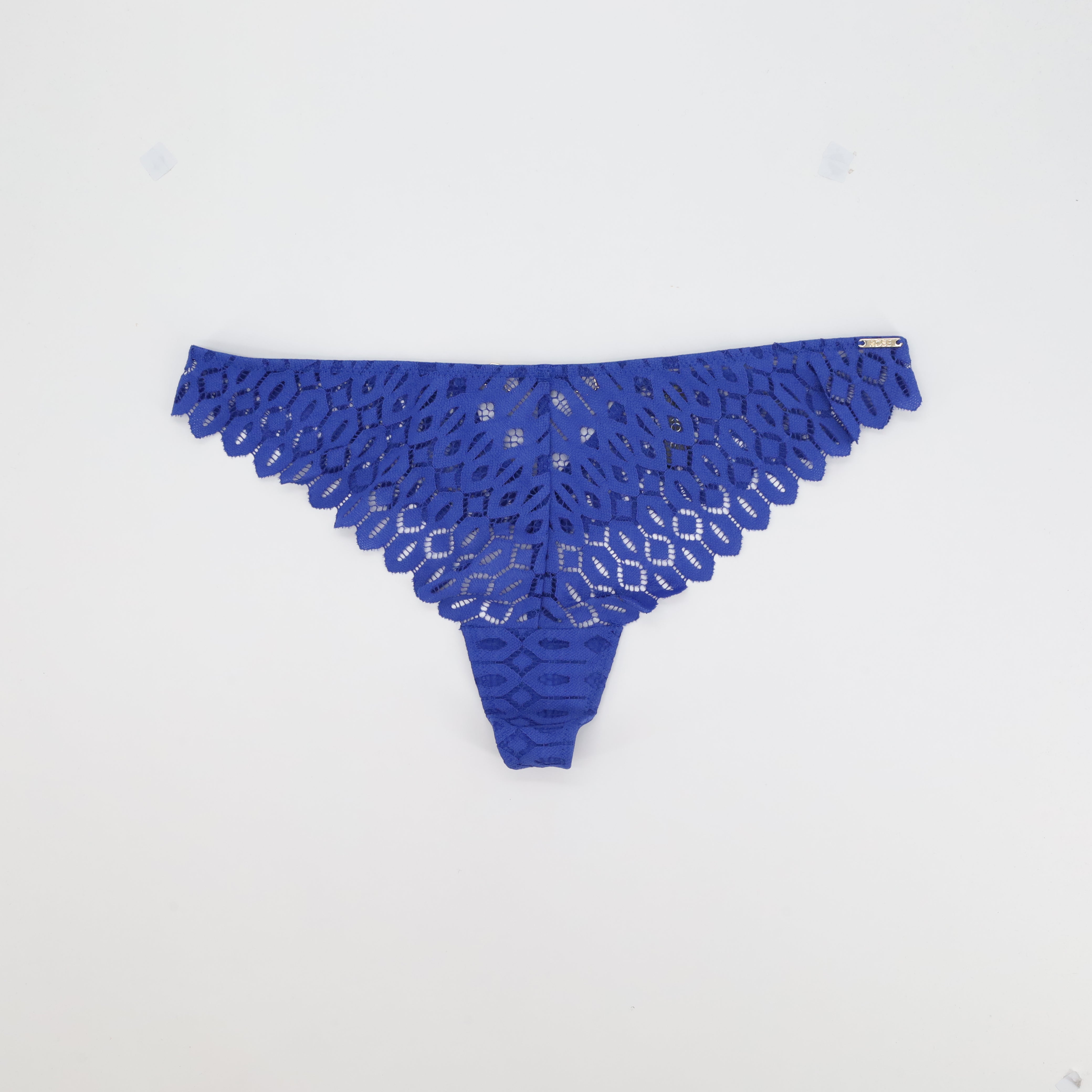 String Rose Bleu