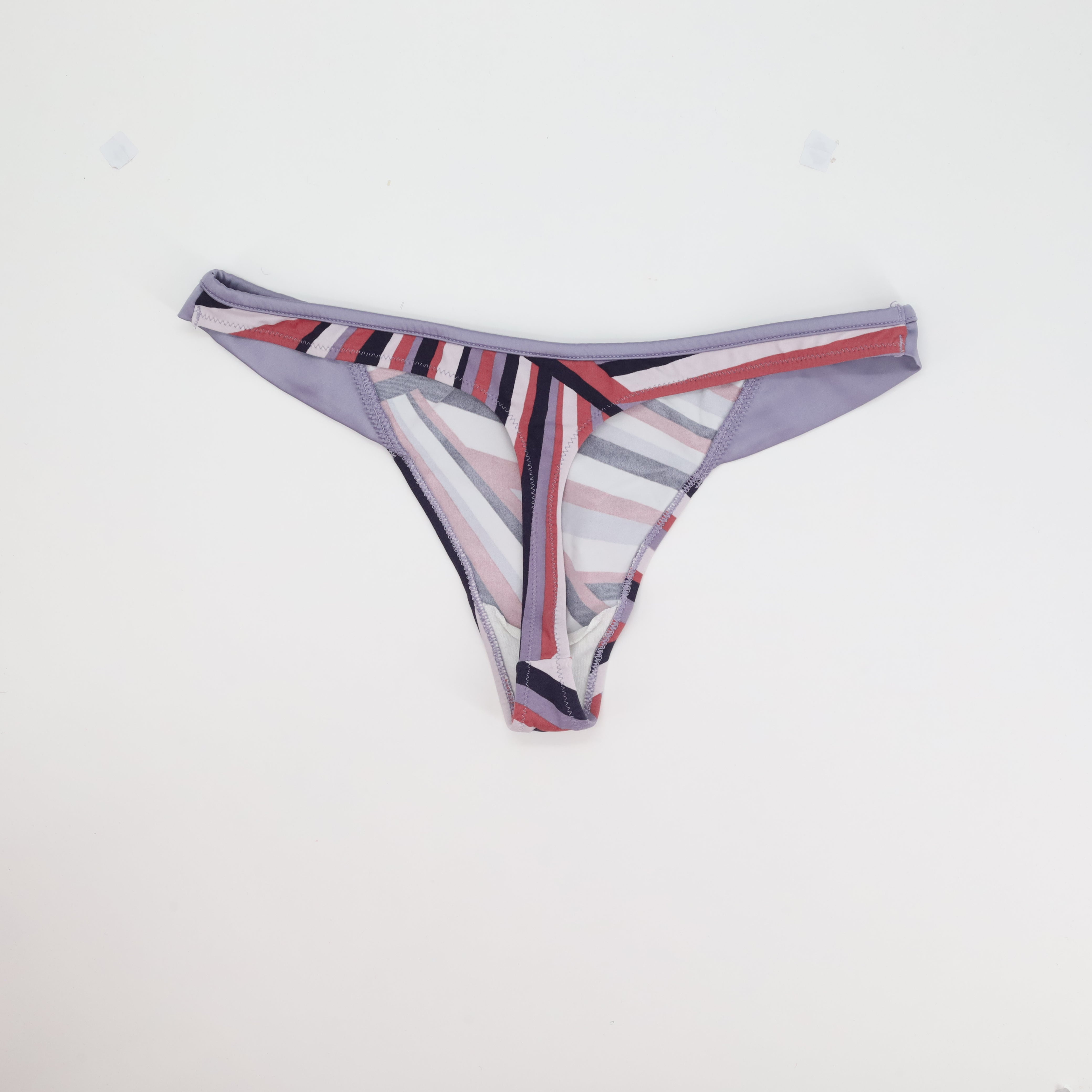 String ETAM Violet