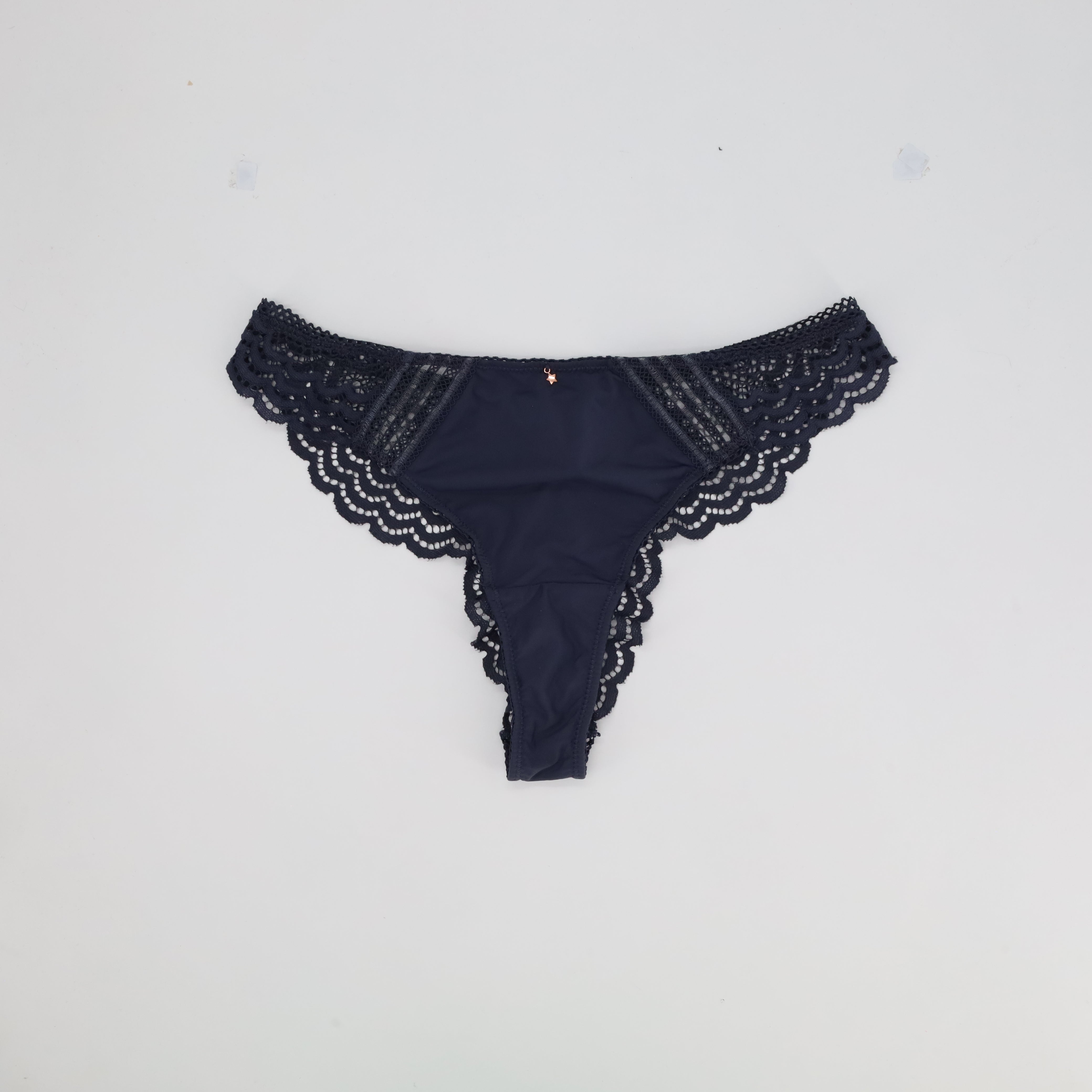 Tanga RougeGorge Gris
