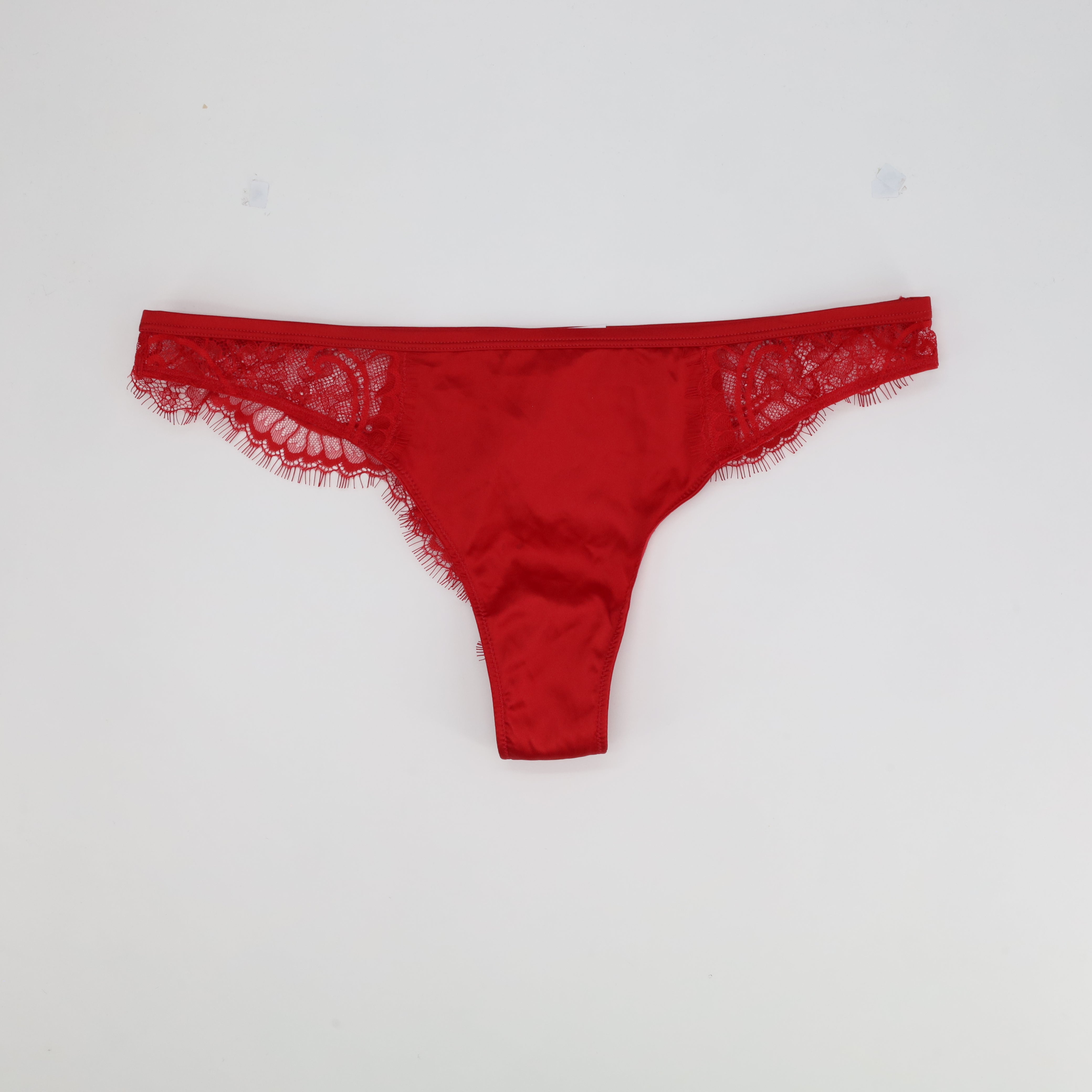 Tanga Rouge