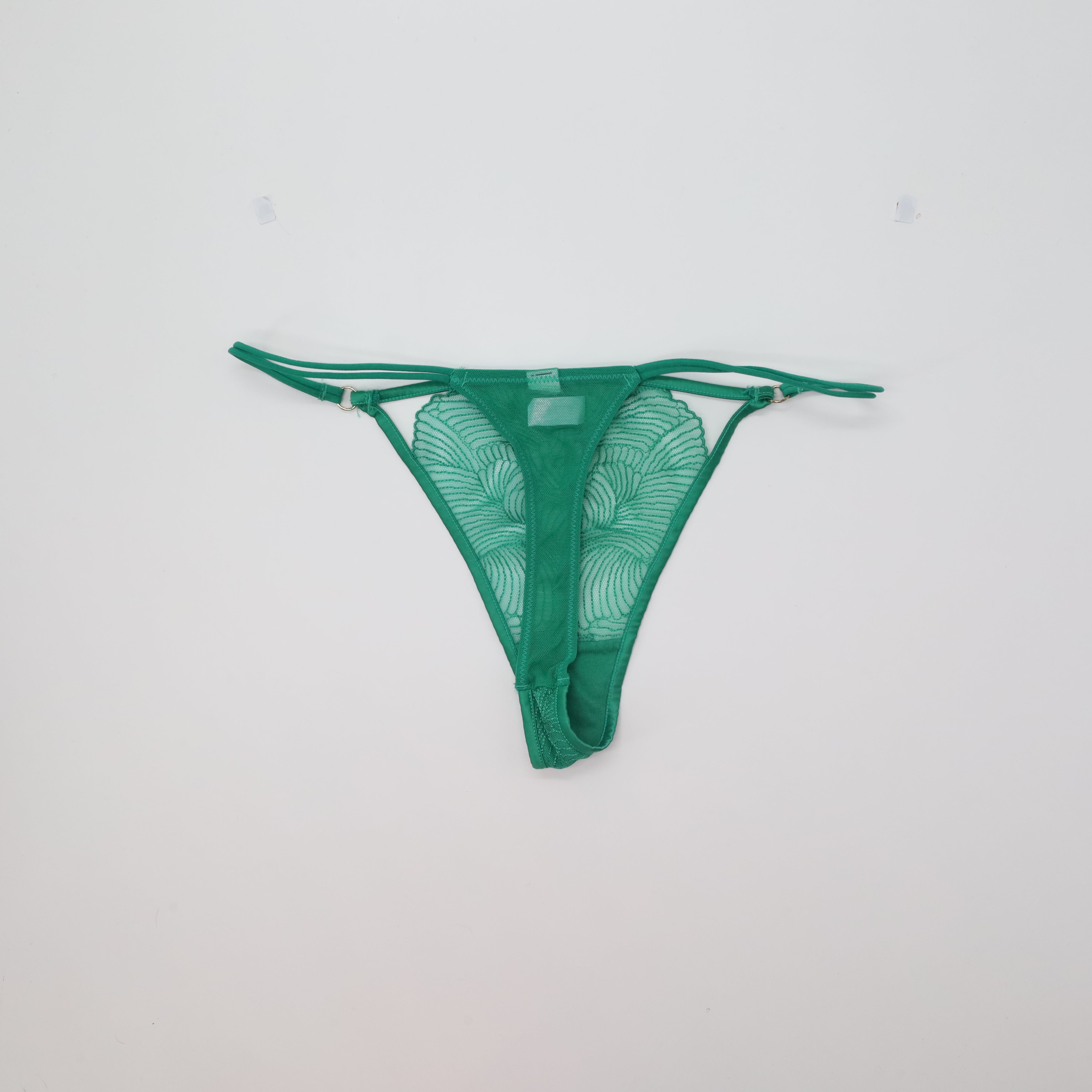 String Lounge Vert