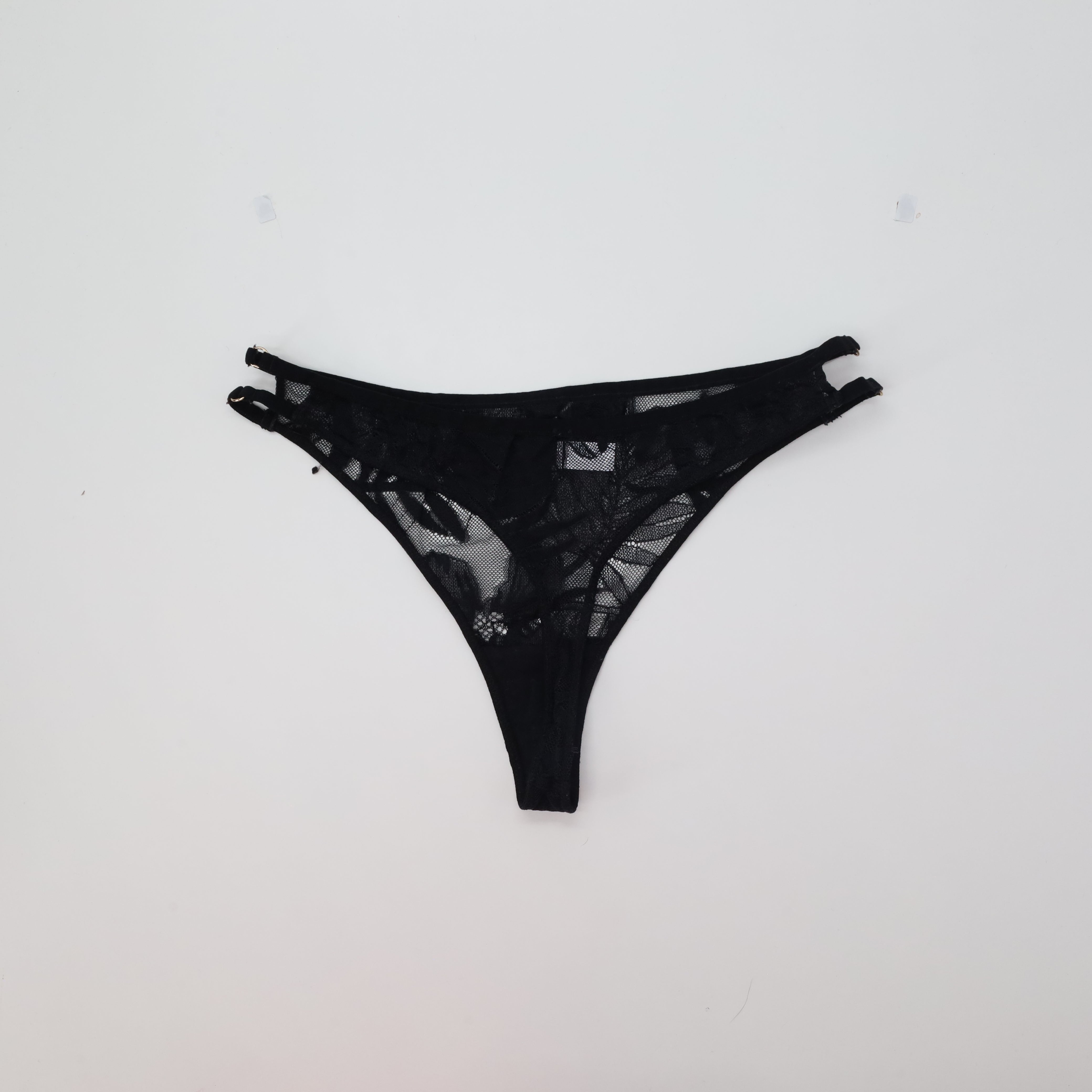 String ETAM Noir