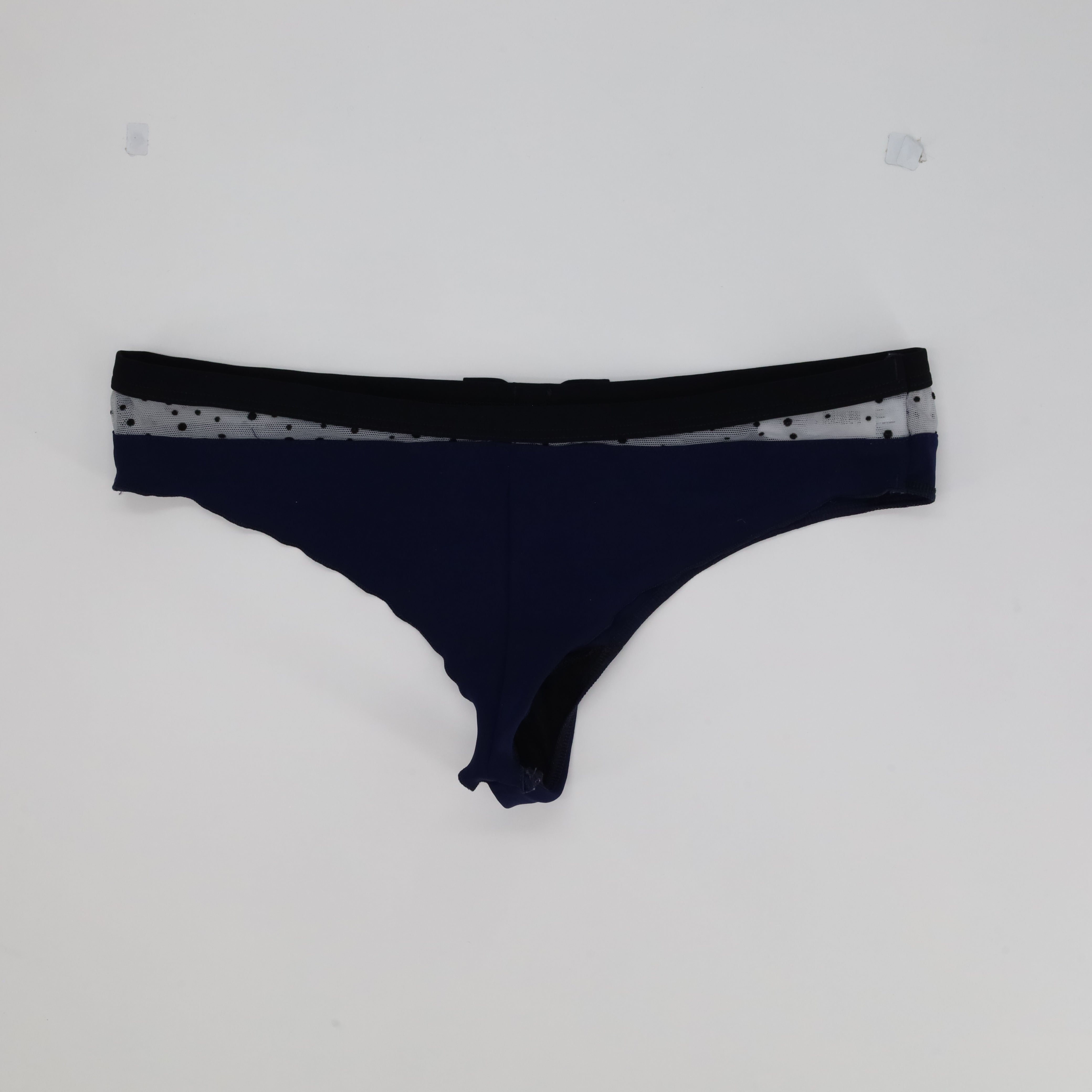String Ysé Bleu