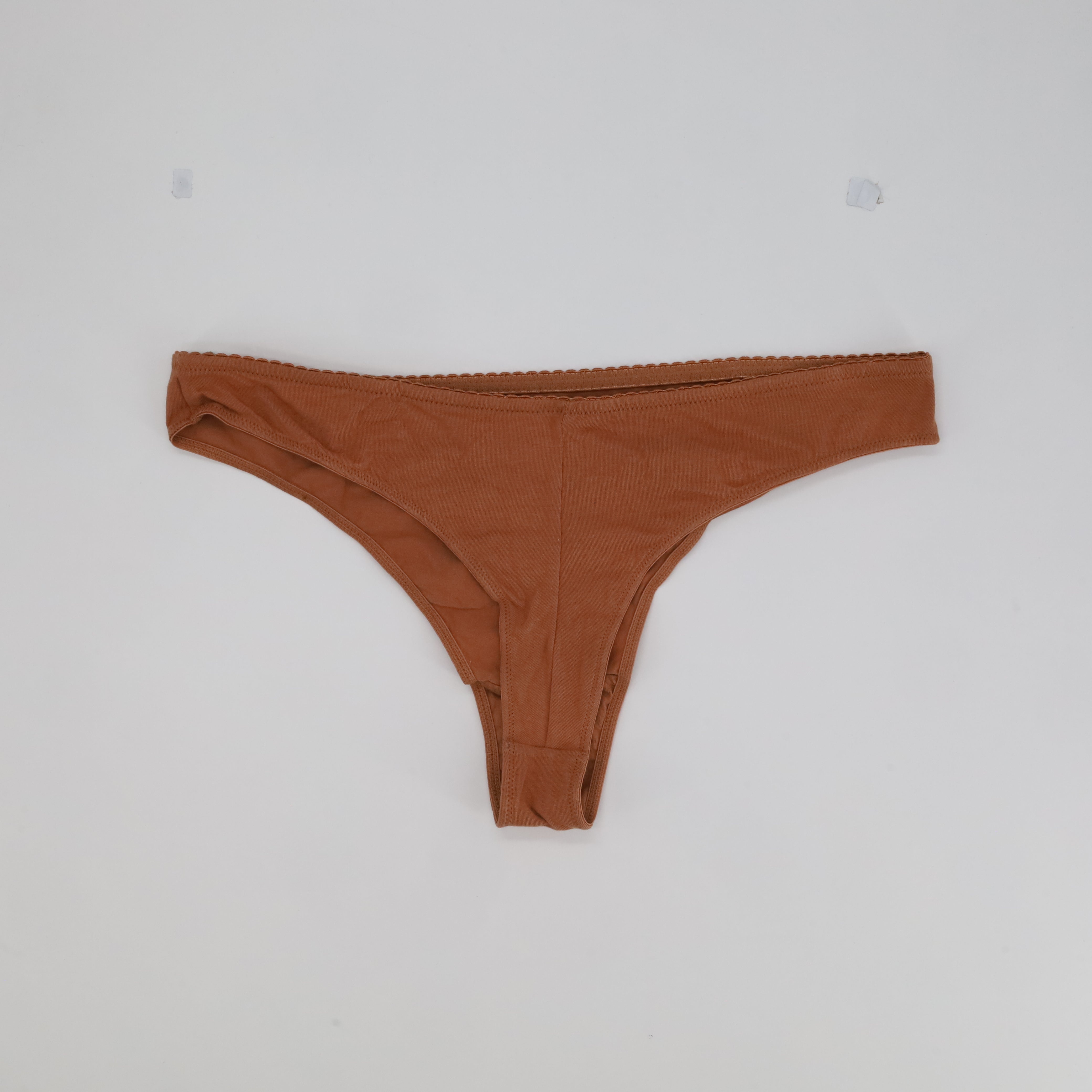 String Leel Marron