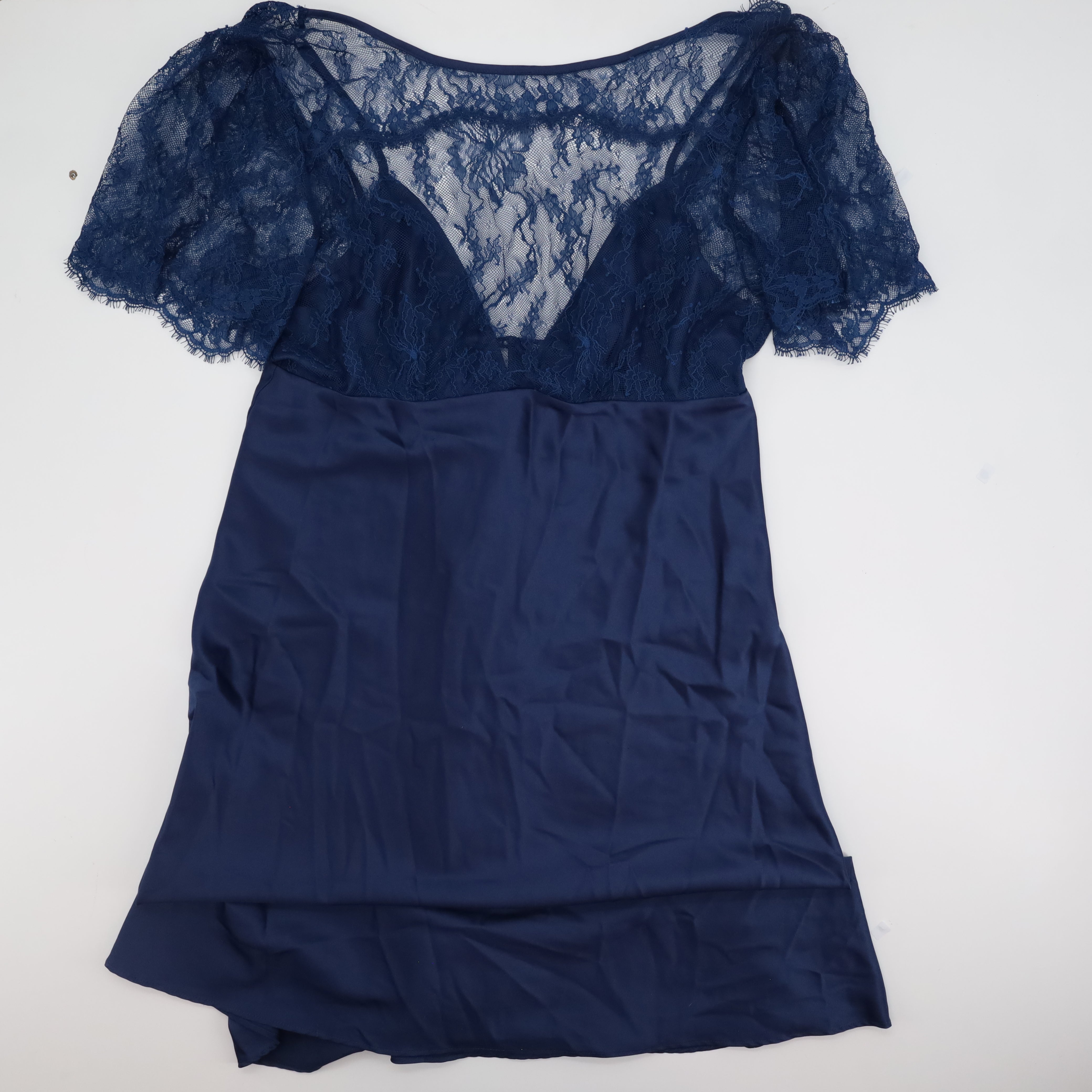 Nuisette RougeGorge Bleu